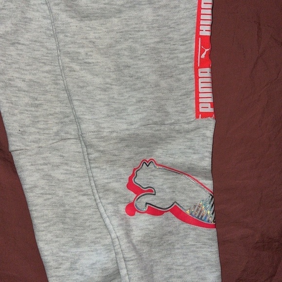 Girls large gray and hot pink puma joggers 12/14 - Picture 3 of 3